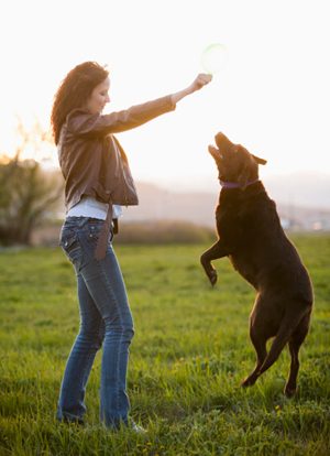 Femme avec chien